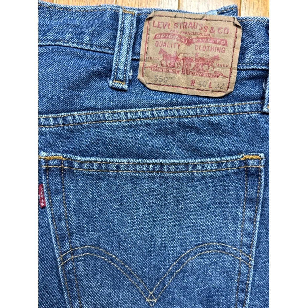 Levis 550 Relaxed Fit Jeans Mens 40x32 Blue Medium Wash Denim Cotton 550-0216